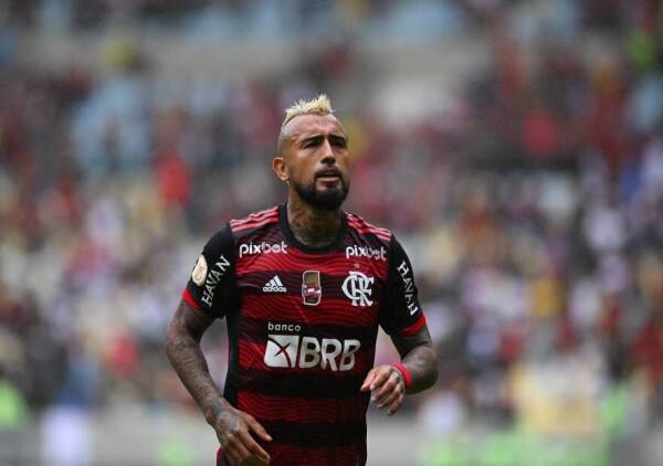 Arturo-Vidal_Flamengo_OneFootball_2022