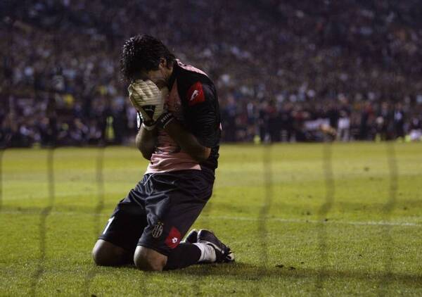 Buffon_Lamento_Juventus_Final_Champions_2003_Getty