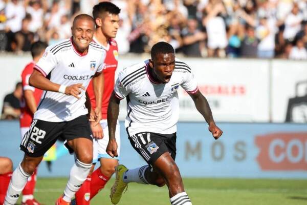 Colo Colo-vs-Magallanes-Fabian Castillo