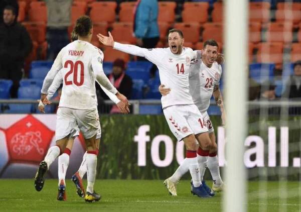 dinamarca_celebra gol_eurocopa_2019_twitterdanés