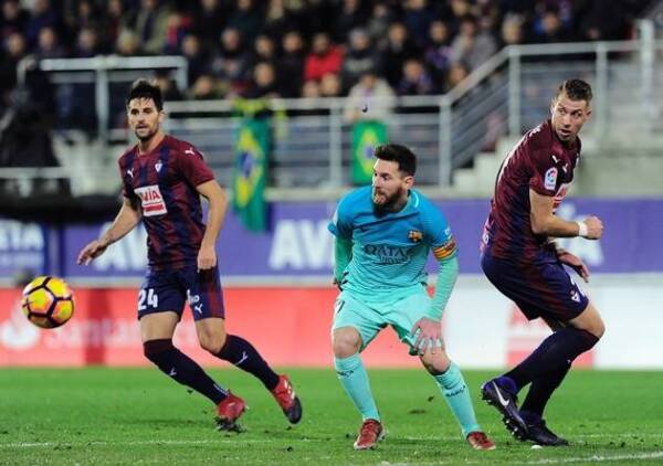 Eibar_Barcelona_Messi_Getty_2