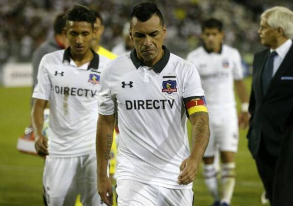 Esteban_Paredes_ColoColo_mal_2017_PS