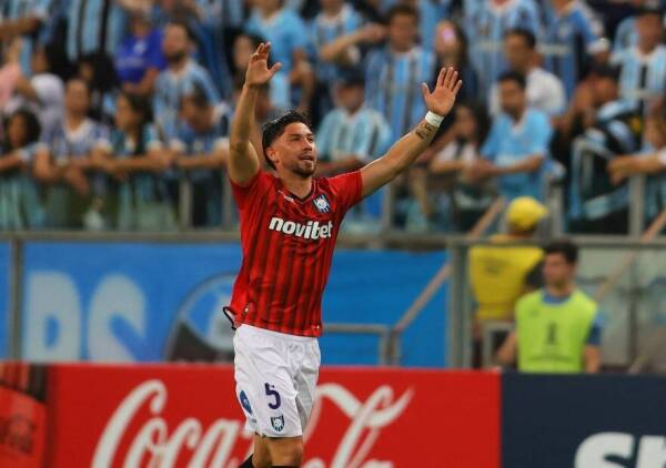 Felipe Loyola-Gremio-Huachipato