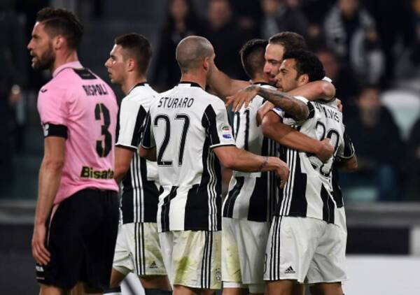 Juventus_Palermo_SerieA_2017_Getty