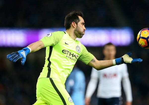 Manchester_City_Tottenham_Bravo_2017_Getty