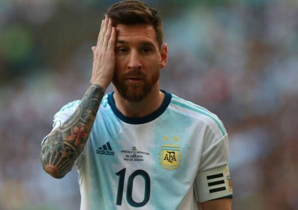 Messi_sufre_Argentina_CopaAmerica_2019_getty