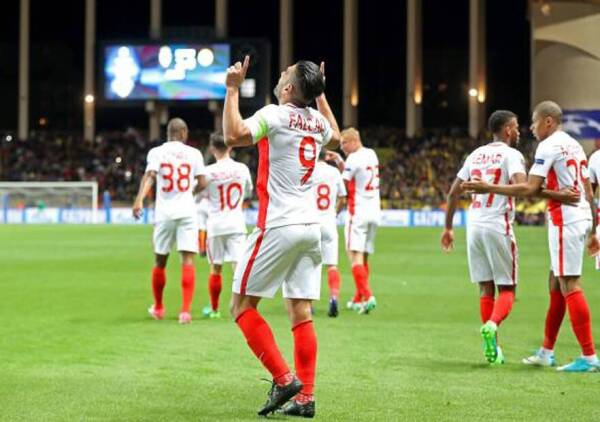 Monaco_celebra_Dortmund_Falcao_Champions_2017_Getty