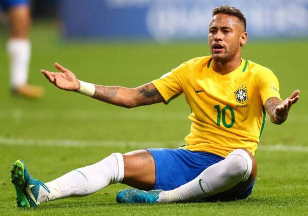 Neymar_reclamo_Brasil_suelo_2017