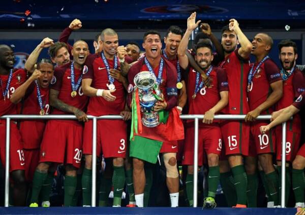 Portugal_campeon_2016_Getty