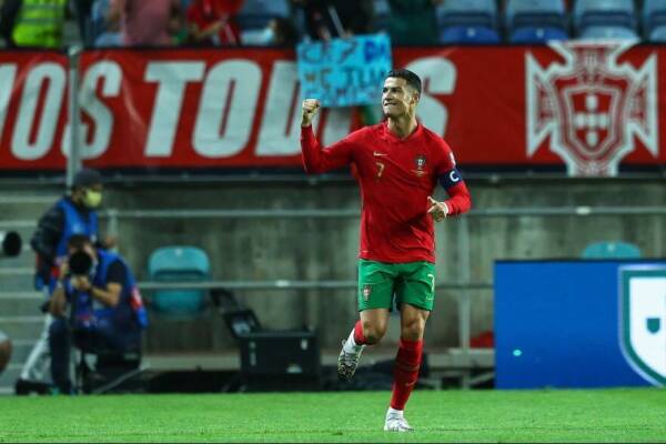 portugal-v-luxembourg-2022-fifa-world-cup-qualifier (1) (1)