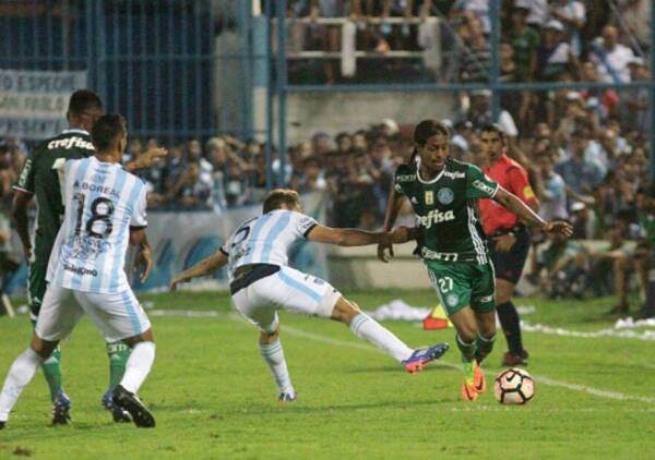 Tucuman_Palmeiras_Disputan_Libertadores_2017_Getty