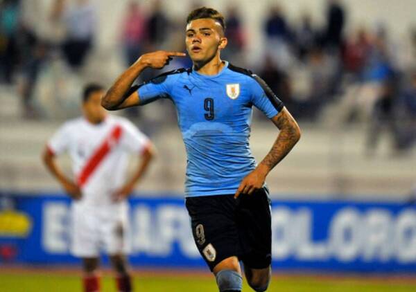 Uruguay_Peru_Sudamericano_Sub_20_Schiapacasse_2017_Getty