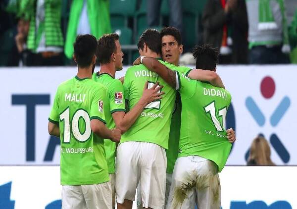 VfL Wolfsburg v Eintracht Braunschweig – Bundesliga Playoff Leg 1
