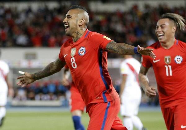 Vidal_gol_Chile-Peru_oct_2016_PS_0