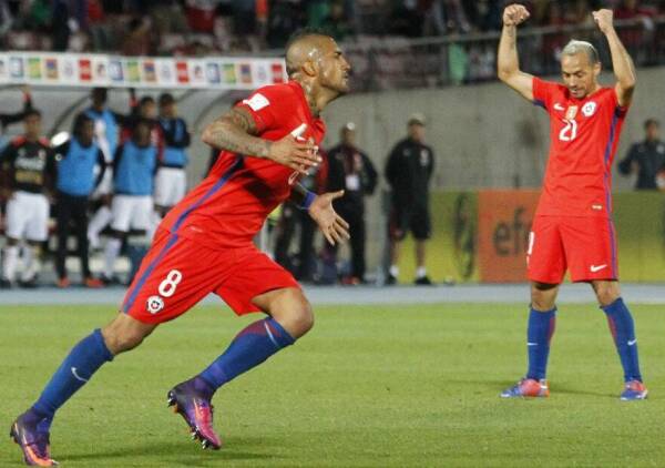 Vidal_gol_Chile-Peru_oct_2016_PS_9